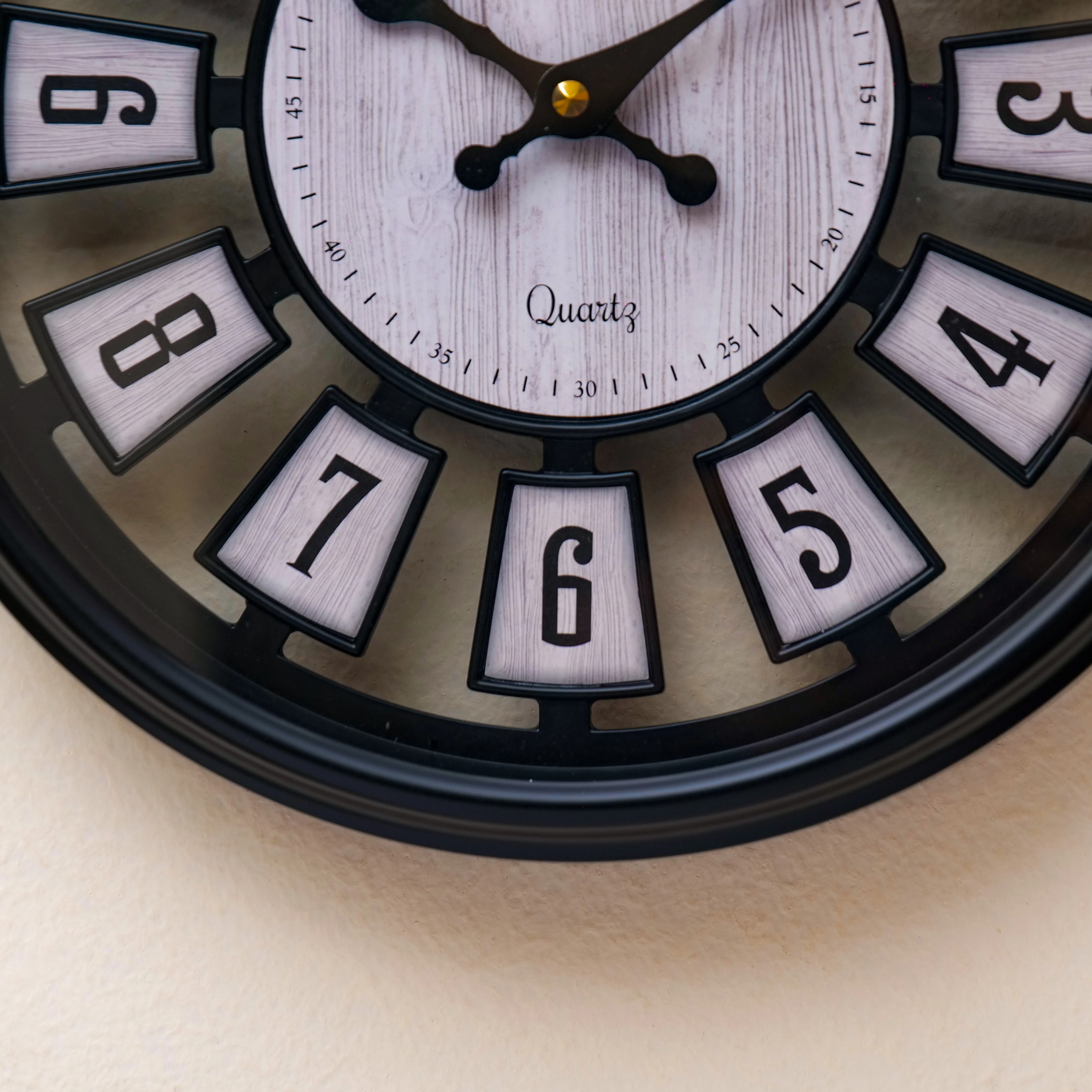 Tiko wall clock - Image 3